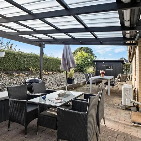 Holiday home Stunning In With Wifi *